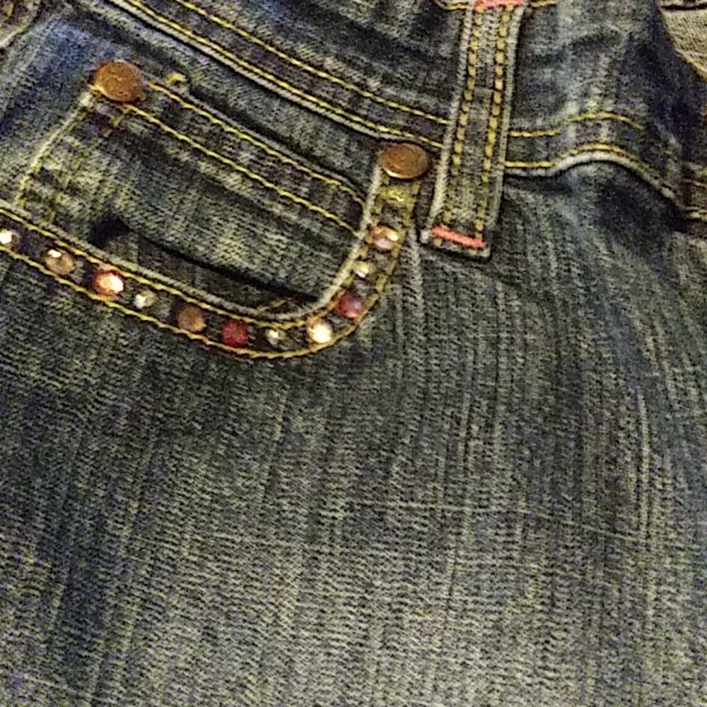 Jeans - Picture 2 of 6